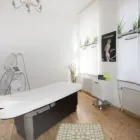 Unternehmen 1 Bild BEWEGTES LEBEN PHYSIOTHERAPIE/ENDERMOLOGIE Ärzte am Potsdam BB