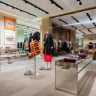 Unternehmen 11 Bild BURBERRY Textil, Bekleidung Einzelhandel am München BY