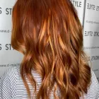 Unternehmen 31 Bild D. MACHTS STYLE – ALEXA Friseursalons am Berlin BE