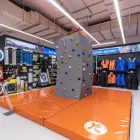 Unternehmen 17 Bild DECATHLON FRANKFURT NWZ Textil, Bekleidung Einzelhandel am Frankfurt Am Main HE