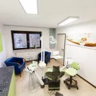 Unternehmen 1 Bild GEORGES MENGOUE Ärzte am München BY