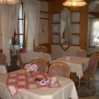 Unternehmen 4 Bild HANSJÖRG U. CHRISTIAN RENKER GASTHOF ZUR TRAUBE Restaurant & Café am Konstanz BW