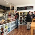 Unternehmen 36 Bild INN-OUT FEINKOST SPIRITUOSEN Supermärkte & Discounter am Leipzig SN