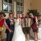 Unternehmen 6 Bild LETS DANCE PARTYBAND Musiker am München BY