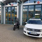 Unternehmen 4 Bild REINHART TIESLER FAHRSCHULE Schulen & Fortbildung am Dresden SN