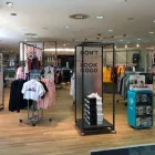 Unternehmen 2 Bild SPORTSCHECK AUGSBURG Textil, Bekleidung Einzelhandel am Augsburg BY