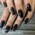 Unternehmen 5 Bild THANH DAT NAGELSTUDIO Maniküresalons am Berlin BE
