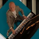 Unternehmen 1 Bild TOOMIE PIANOTAINMENT Vernissage am Bremen HB