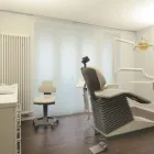 Unternehmen 8 Bild ZAHNARZT ROBERT MUCHE - IMPLANTOLOGIE - PROTHETIK MÜNCHEN NEUHAUSEN Ärzte am München BY