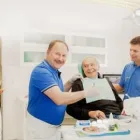 Unternehmen 3 Bild ZAHNARZTPRAXIS ALEXANDER MICHAJLOV UND ARTJOM SAYENKO / ZAHNÄRZTE Ärzte am Berlin BE