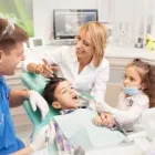 Unternehmen 5 Bild ZAHNARZTPRAXIS ALEXANDER MICHAJLOV UND ARTJOM SAYENKO / ZAHNÄRZTE Ärzte am Berlin BE