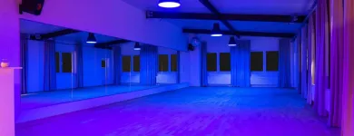 Unternehmen 1 Bild ADTV TANZSCHULE | TANZHERZ BERLIN Tanzschulen am Berlin BE