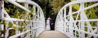 Unternehmen 34 Bild DIE HOCHZEITSFOTOGRAFEN LEIPZIG GANZ IN WEISS Tv, Hi-Fi, Film, Foto, Handel, Hersteller am Leipzig SN