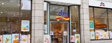 Unternehmen 1 Bild DM-DROGERIE MARKT Produktion und Vertrieb von Kosmetik, Körperpflegeartikel am Leipzig SN
