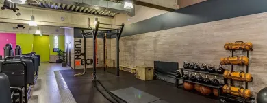 Unternehmen 1 Bild FITX FITNESSSTUDIO Yogaschulen, Gymnastikschulen am Siegen NW