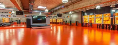 Unternehmen 3 Bild FITX FITNESSSTUDIO Yogaschulen, Gymnastikschulen am Siegen NW