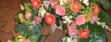 Unternehmen 9 Bild FRIEDHOFSGÄRTNEREI UND BLUMENGESCHÄFT WIETING Soziales & Gesellschaft am Bremen HB