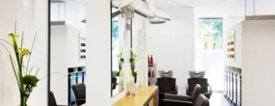 Unternehmen 3 Bild HAARESZEITEN®-HAARLOUNGE Friseursalons am Münster NW