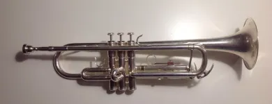 Unternehmen 2 Bild HERBERT LÄTZSCH KG Musikinstrumente Einzelhandel am Bremen HB