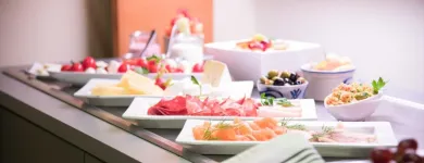 Unternehmen 1 Bild HOTEL GRAUER WOLF ERLANGEN GÜNSTIG BUCHEN - 5 % RABATT Veranstaltungen & Messen am Erlangen BY