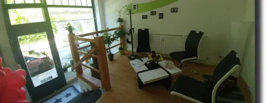 Unternehmen 2 Bild HUNDEPHYSIOTHERAPIE HEIKE AMTHOR Ärzte am Leipzig SN