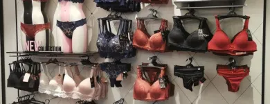 Unternehmen 3 Bild HUNKEMÖLLER Textil, Bekleidung Einzelhandel am Erlangen BY