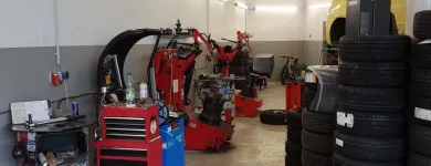 Unternehmen 12 Bild KFZ- UND REIFENSERVICE STEINERT Werkstätten (Pkw) am Leipzig SN
