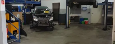 Unternehmen 2 Bild KFZ- UND REIFENSERVICE STEINERT Werkstätten (Pkw) am Leipzig SN