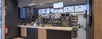 Unternehmen 4 Bild MCDONALD'S RESTAURANT Restaurant & Café am München BY