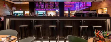 Unternehmen 2 Bild MOXY FRANKFURT AIRPORT Reisen am Frankfurt HE
