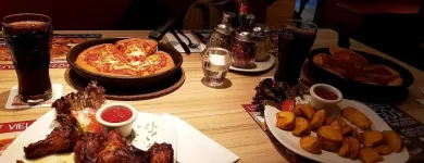 Unternehmen 15 Bild PIZZA HUT BERLIN, POTSDAMER PLATZ Restaurant & Café am Berlin BE