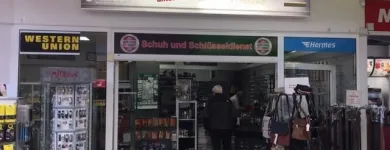 Unternehmen 1 Bild SERVICE PUNKT WÜLFRATH SCHUH- UND SCHLÜSSELDIENST (IM REAL MARKT) Spezialbauunternehmen am Wülfrath NW