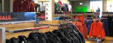 Unternehmen 18 Bild SPORTSCHECK FRANKFURT AM MAIN Textil, Bekleidung Einzelhandel am Frankfurt Am Main HE