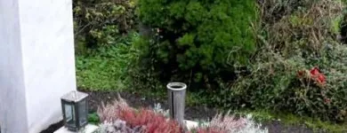 Unternehmen 10 Bild SYLVIA HELD FRIEDHOFSGARTENBAU GÄRTNER BLUMEN | MÜNCHEN Produktion und Vertrieb von Pflanzen am München BY