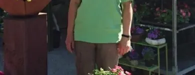 Unternehmen 13 Bild SYLVIA HELD FRIEDHOFSGARTENBAU GÄRTNER BLUMEN | MÜNCHEN Produktion und Vertrieb von Pflanzen am München BY