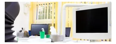 Unternehmen 1 Bild ZAHNARZT BERLIN DR. ROLF SIMON MSC IMPLANTOLOGIE, MSC PARODONTOLOGIE UND IMPLANTATTHERAPIE Ärzte am Berlin BE