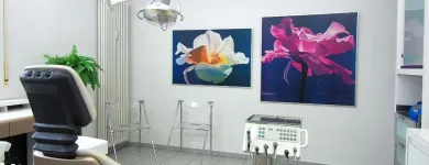 Unternehmen 4 Bild ZAHNÄRZTE DR. S. MICHL, DR. J. SCHÖN, DR. D. ADOLPH Ärzte am München BY