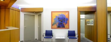 Unternehmen 7 Bild ZAHNÄRZTE DR. S. MICHL, DR. J. SCHÖN, DR. D. ADOLPH Ärzte am München BY