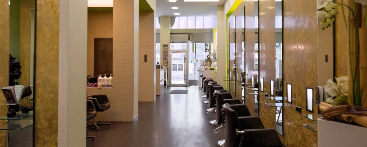 Unternehmen 3 Bild SALON STRESE | NIKOLAISTRAßE 55 | FRISEUR, HAIR STYLIST & KOSMETIKLOUNGE