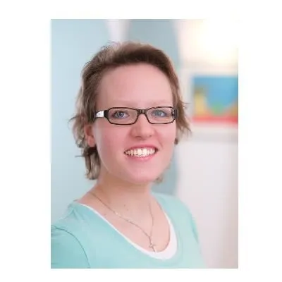 Unternehmen 2 Bild DR. GABRIELA HARDT-NEUMANN ZAHNÄRZTIN