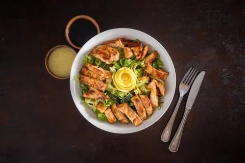 Unternehmen 18 Bild THRONBURGER