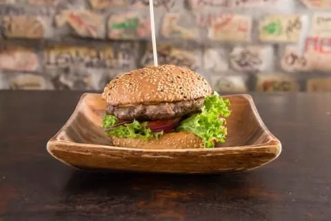 Unternehmen 25 Bild THRONBURGER