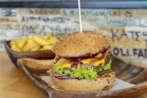 Unternehmen 27 Bild THRONBURGER