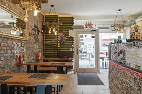 Unternehmen 28 Bild THRONBURGER