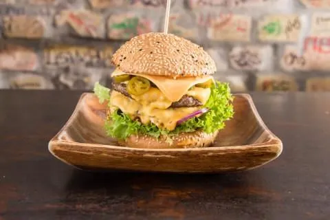 Unternehmen 6 Bild THRONBURGER