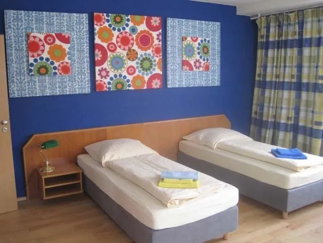 Unternehmen 4 Bild PENSION AM FILMPARK