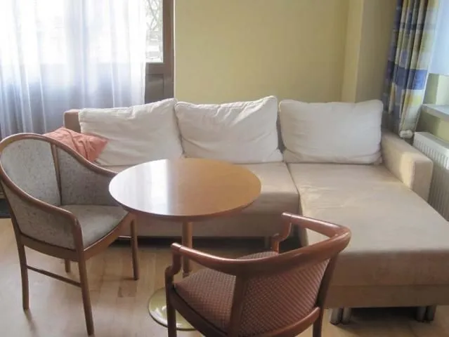 Unternehmen 1 Bild PENSION AM FILMPARK